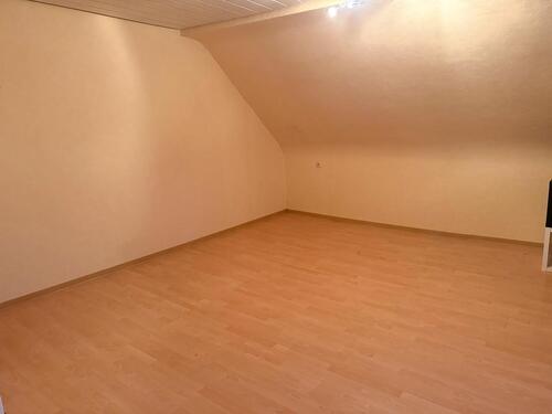 Foto - 2 Zimmer Etagenwohnung zur Miete in Schiffweiler