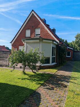 Foto - Vielseitiges Einfamilienhaus in Ortsrandlage