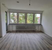 Frisch renovierte 2-Zimmer-Wohnung mit schönem Balkon zu vermieten - Celle Altencelle