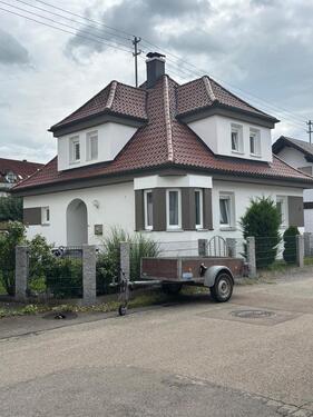 Foto - Modernisiertes freistehendes Einfamilienhaus in Vöhringen