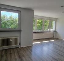 Helle 4-Zimmer-Wohnung mit Balkon, Einbauküche und toller Raumaufteilung! - Celle Altencelle