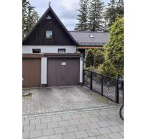 Einfamilien Haus mit Einliegerwohnung und Riesengarten - Gröbenzell