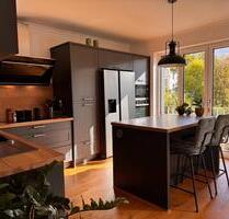 Moderne und komfortable Familienwohnung – mit 16 m² großem Südbal - Leipzig Altwest