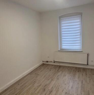 Foto - Zu vermieten 3 ZKB Eltmanshausen ESW