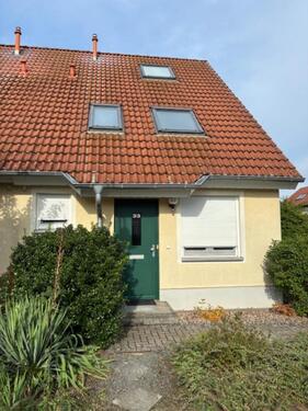 Foto - Haus zu verkaufen - 300.000,00 EUR Kaufpreis,