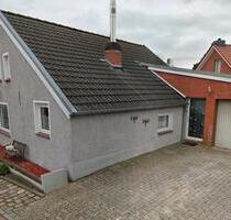 Verkaufe Ferienhaus im historischen Ortskern von Loquard - Krummhörn