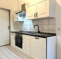 WG-Altbauwohnung – Einbauküche, Balkon, Frisch renoviert - Leipzig Südost