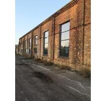 lagerhallen zu vermieten - 2,00&nbsp;EUR Kaltmiete, ca.&nbsp; 500,00&nbsp;m&sup2; in Zerbst (Anhalt) (PLZ: 39261)