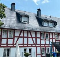 Eine wunderschöne Wohnung - 900,00&nbsp;EUR Kaltmiete, ca.&nbsp; 93,00&nbsp;m&sup2; in Dillenburg (PLZ: 35686) Donsbach