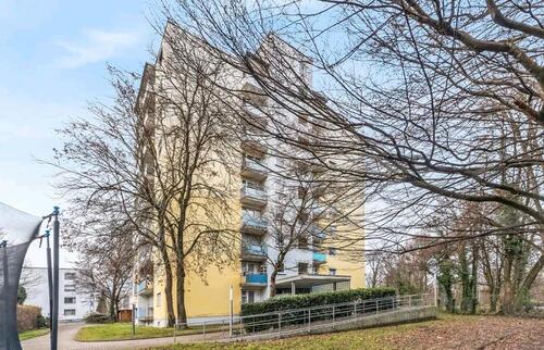 Foto - Modernisierte 3,5 Zimmer Wohnung mit 2 Balkonen, Einbauküche