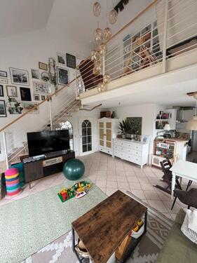 Foto - Zu mieten: 4-Zimmer Maisonetten-Wohnung in Traunreut