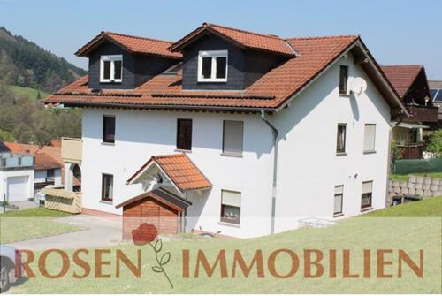 Foto - Helle, renovierte DG-Wohnung in USW