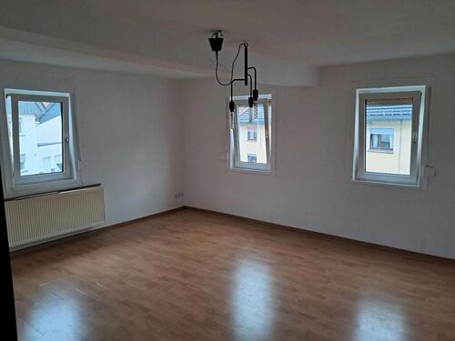 Foto - Whg. 75qm 2 Zi.Küche,DuWC - 650,00 EUR Kaltmiete,
