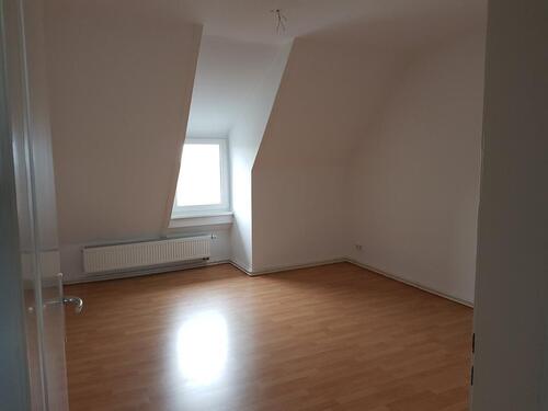 Foto - WG-geeignete 2 ZKB-Dachgeschosswohnung