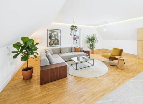 Foto - Dachgeschoßwohnung in Straubing zur Miete