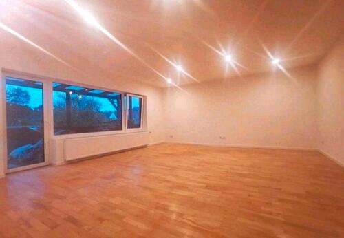 Foto - Ruhige 121m2 Wohnung mit Terrasse, Garten und Kamin in GF-Winkel