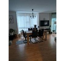 3 Zimmer Wohnung - 1.250,00&nbsp;EUR Kaltmiete, ca.&nbsp; 92,00&nbsp;m&sup2; in Regensburg (PLZ: 93051) Ganghofersiedlung