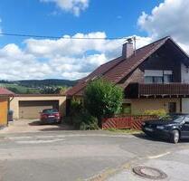 Biete schönes, verklinkertes Zweifamilienhaus an in Kreuztal. - Kirchhundem