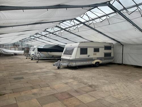 Foto - Wohnwagen Stellplatz überdacht - 70,00&nbsp;EUR Miete,