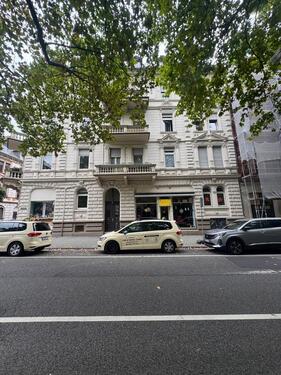 Foto - Schöne 4-Zimmer Wohnung im 2. OG mit Balkon in Wiesbaden-Mitte