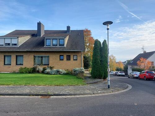 Foto - Doppelhaushälfte in 41239 zu vermieten