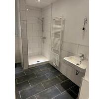 Top renovierte 3-Zimmer Wohnung, neues Badezimmer, ca. 75 qm - Iserlohn Grüne