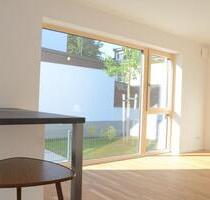 2 Zimmer Einliegerwohnung in Gröbenzell (bezugsfrei)