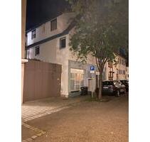INVESTOREN AUFGEPASST! - 420.000,00&nbsp;EUR Kaufpreis, ca.&nbsp; 122,00&nbsp;m&sup2; in Göppingen (PLZ: 73033)