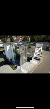 Foto - Büroraum mit Gemeinschaftsflächen