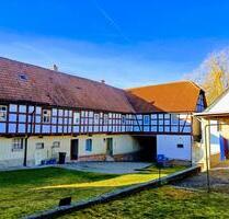 Dreiseiten-Bauernhof in landschaftlich schöner Lage - Schleiz