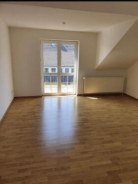 Foto - Dachgeschoßwohnung im 6-Familienhaus
