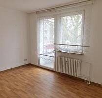 Schöne 4-Zimmer-Wohnung im 1.Obergeschoss zu vermieten! - Duisburg Hamborn