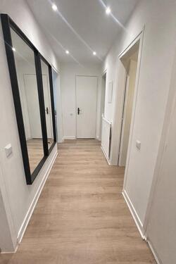 Foto - KEINE Termine mehr- Modernisierte Wohnung (1. OG), 73 m²