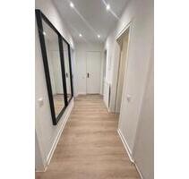 KEINE Termine mehr- Modernisierte Wohnung (1. OG), 73 m² - Glinde