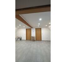 3,5-Zimmer-Dachgeschosswohnung in zentraler Toplage – Meitingen