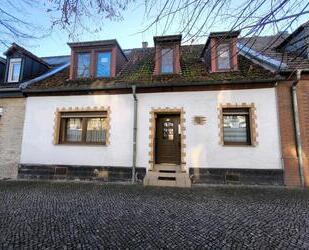 Haus im Zentrum von Bernburg - 125.000,00&nbsp;EUR Kaufpreis, ca.&nbsp; 115,00&nbsp;m&sup2; in Bernburg (Saale) (PLZ: 06406)