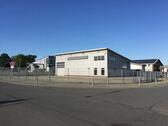 Foto - Gewerbehalle mit Büro auf eingezäunten Gelände in Sandkrug Oldb.