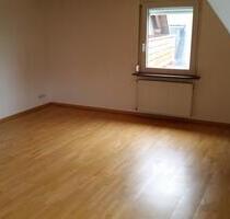 Gemütliche 2-Zimmer-Wohnung mit Einbauküche zu vermieten - Dillenburg Frohnhausen