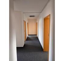 Helle Büroräume Praxisraume in zentraler Lage von Ansbach