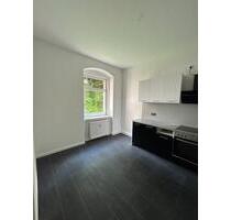 LICHT, RUHE, CHARME - 2-Zimmerwohnung mit moderner EBK - Chemnitz Bernsdorf