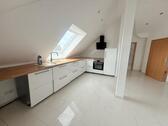 Foto - 2,5-Zimmer-Dachgeschosswohnung 