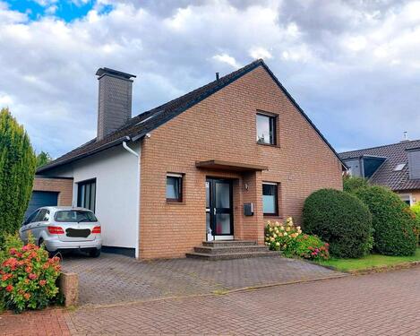 Foto - 1 - FH in ruhiger Wohnsiedlung in Vlotho ( Exter )