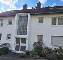 Gemütliche 2-Zimmer-Wohnung in idyllischer Lage mit Balkon und Einbauküche und Stellplatz - Gummersbach Berstig Süd