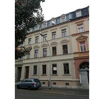 Sanierte Altbauwohnung -- 4,5 Zimmer - Weimar