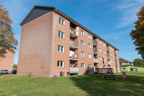 Foto - Hoch hinaus: Familienfreundliche 4-Zimmer-Wohnung im 3. OG zur Vermietung