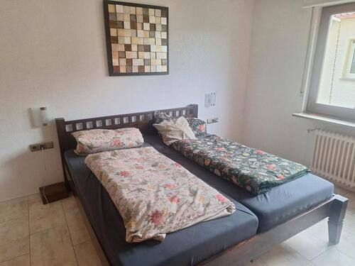 Foto - Zimmer zur Miete in großer Wohnung