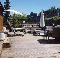 Helle 23 Zimmer Altbau-Wohnung mit traumhafter Dachterrasse - Krefeld Dießem