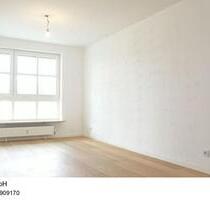 2 Zimmer-Wohnung mit Einbauküche und Balkon in Wandsbek - Hamburg