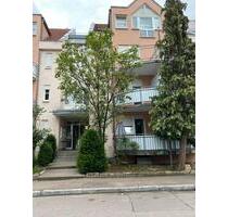 Gepflegte 1.5 Zi Wohnung mit Balkon und Keller Zentralliegend - Göppingen Bruckwasen