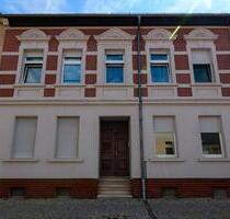 Mehrfamilienhaus 4 WE (3 vermietet, 1 frei), DG ausbaufähig - Dessau-Roßlau Brambach